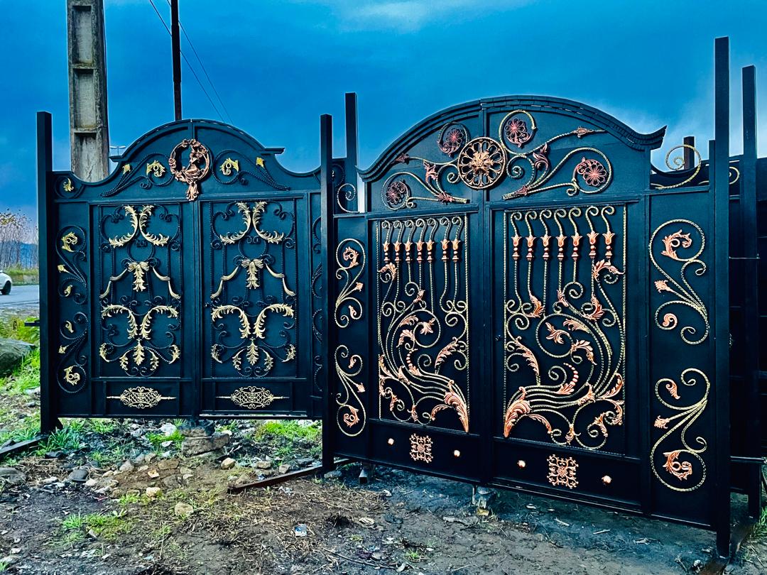 تولیدی درب فلزی حیاط و پارکینگ فتح خانی در رودسر